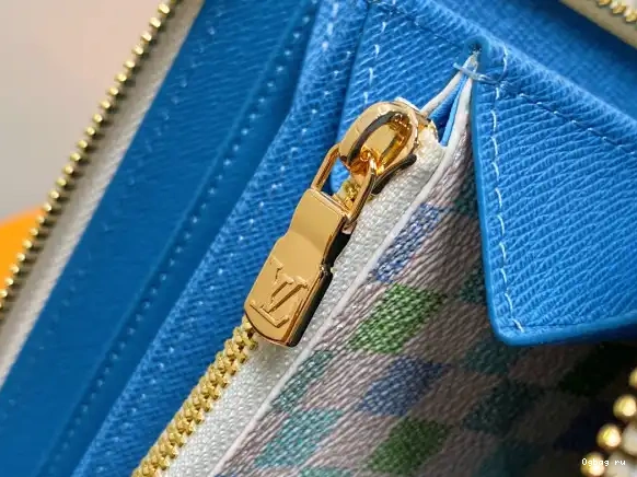 cm LOUIS VUITTON WALLET-19.5*10.5*2.5 ZIPPY 0521